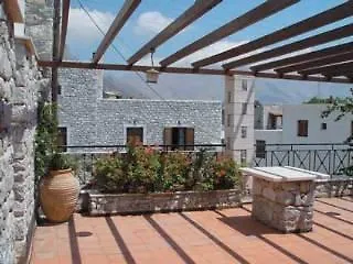 Hotel Mani